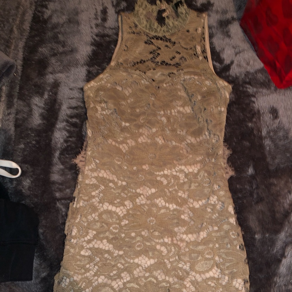 Short dress